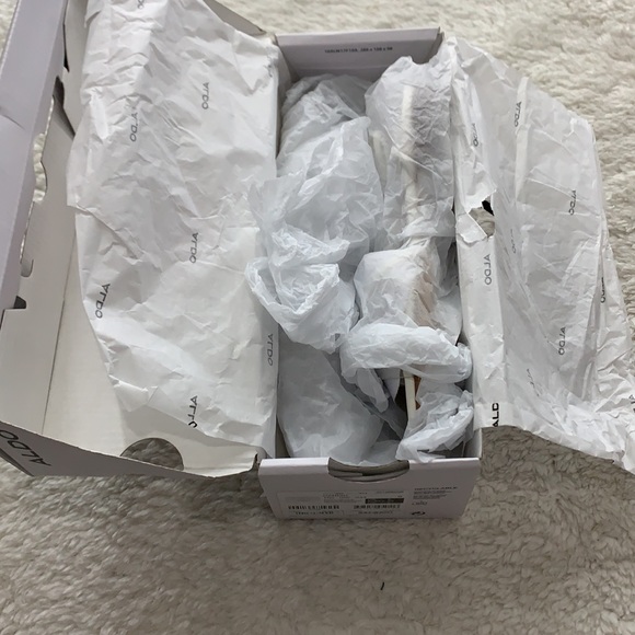 Aldo Candid Sandals - Picture 3 of 4